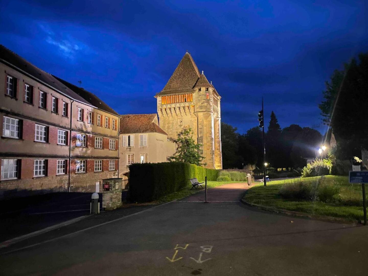 "La Frenchy" Proche Gare, Centre Ville De Nevers, Exterior foto