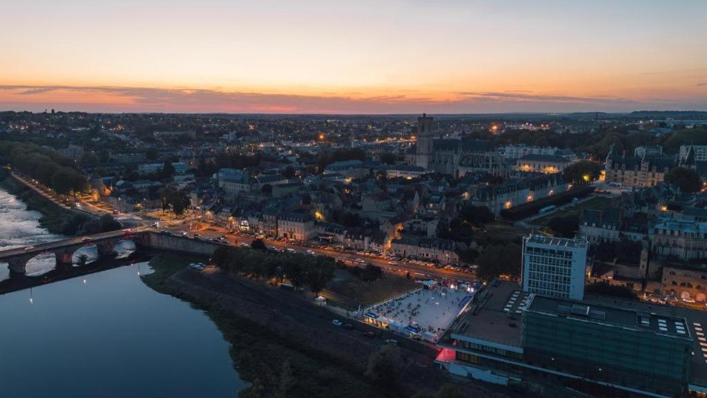 "La Frenchy" Proche Gare, Centre Ville De Nevers, Exterior foto